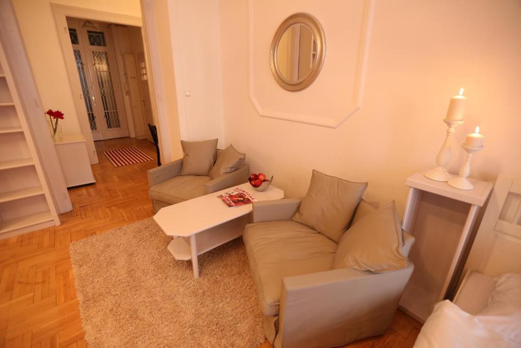 D.Five Classic Luxury Apartment Boedapest Kamer foto